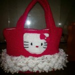 modele crochet bonnet hello kitty